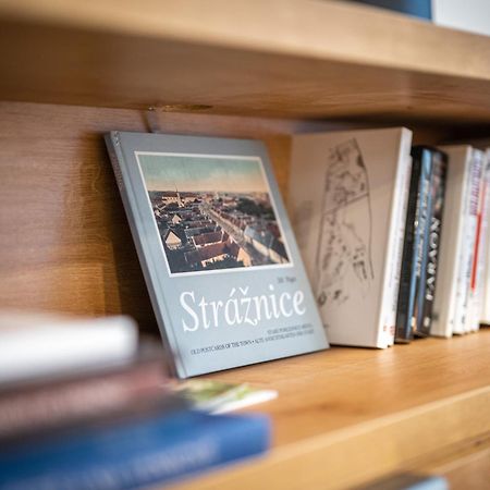 V Srdci Straznice - Park - Batuv Kanal - Cyklisticke Stezky - Rezidence Liberte Buitenkant foto